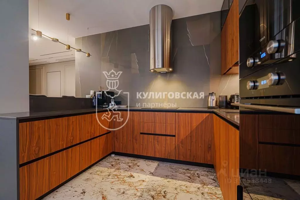 3-к кв. Свердловская область, Екатеринбург ул. Радищева, 24 (128.5 м) - Фото 1