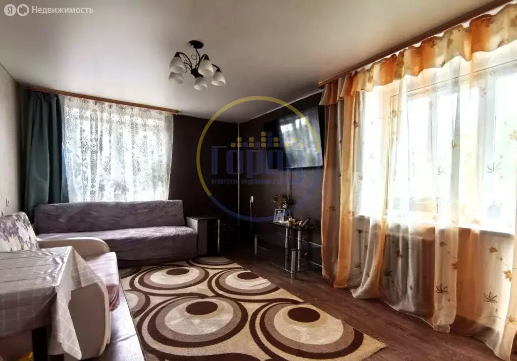 3-комнатная квартира: Копейск, переулок Тореза, 2 (60.3 м) - Фото 1