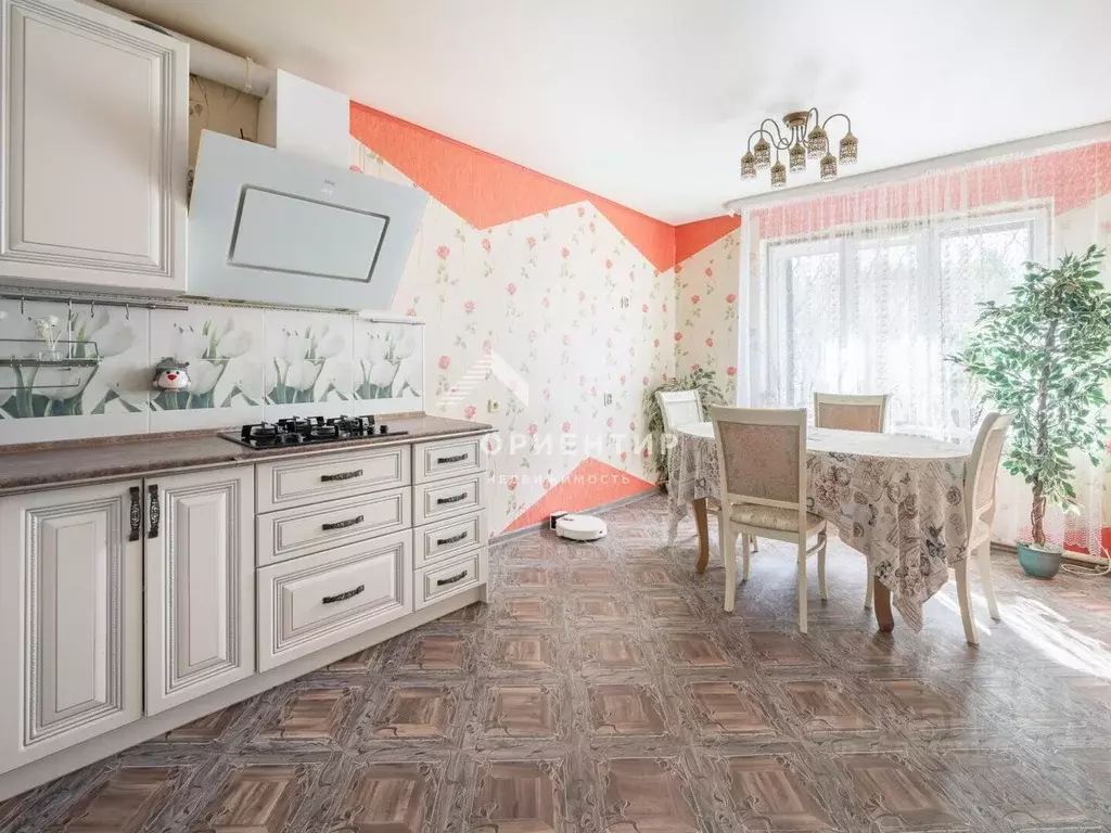 Дом в Свердловская область, Арамиль ул. Мамина-Сибиряка, 2 (186 м) - Фото 1
