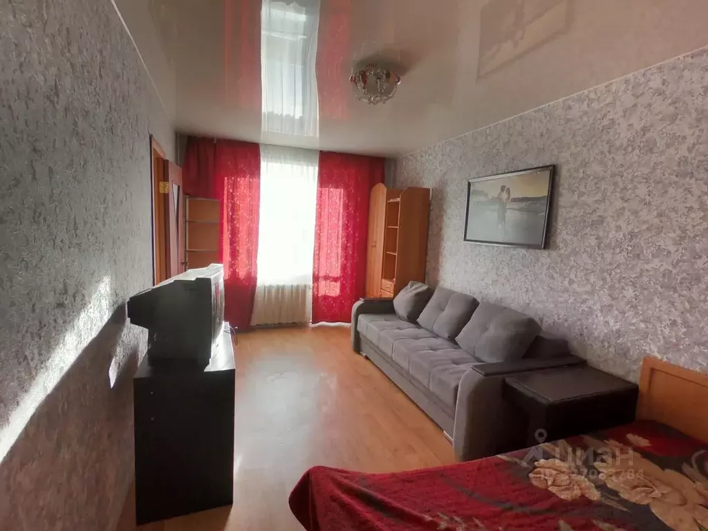 1-к кв. Псковская область, Великие Луки Октябрьский просп., 36/8 (28.0 ... - Фото 1