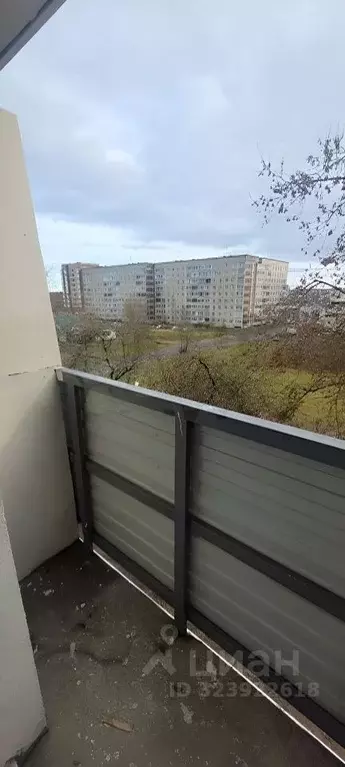 3-к кв. Ленинградская область, Тихвин 1-й мкр, 24 (56.0 м) - Фото 1