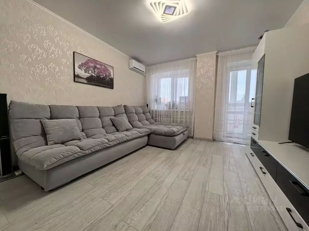 3-к кв. Омская область, Омск Пригородная ул., 27к2 (70.0 м) - Фото 1