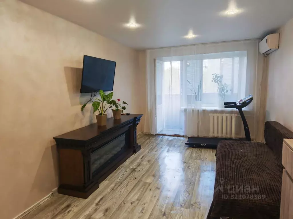 3-к кв. Волгоградская область, Волгоград ул. Быкова, 5 (56.1 м) - Фото 2