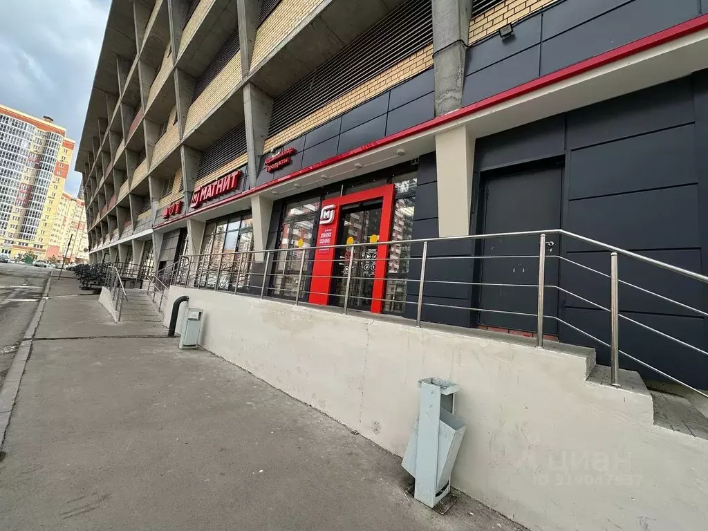 Торговая площадь в Татарстан, Казань ул. Гарифа Ахунова, 22А (605 м) - Фото 0