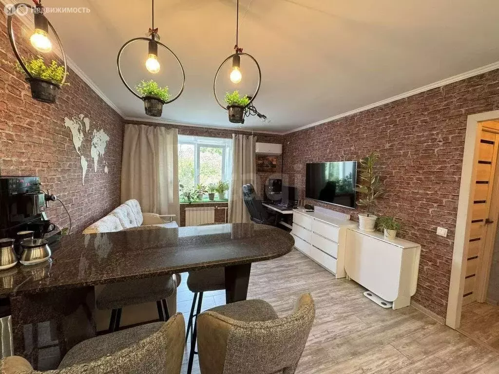 2-комнатная квартира: Омск, Космический проспект, 20к2 (38.8 м) - Фото 0