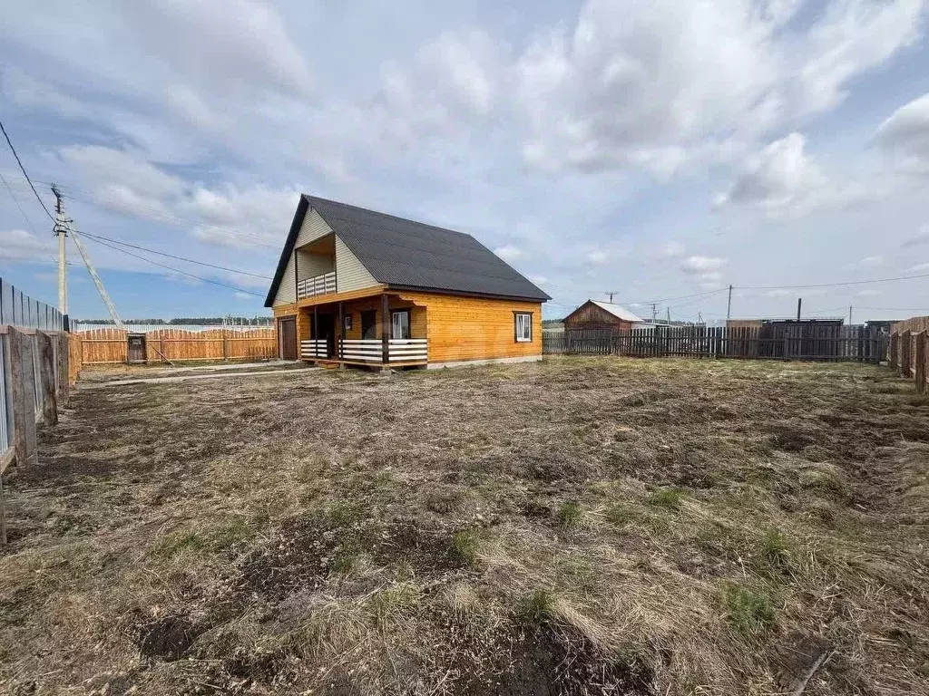 Дом в Иркутская область, Иркутский муниципальный округ, с. Хомутово ... - Фото 1