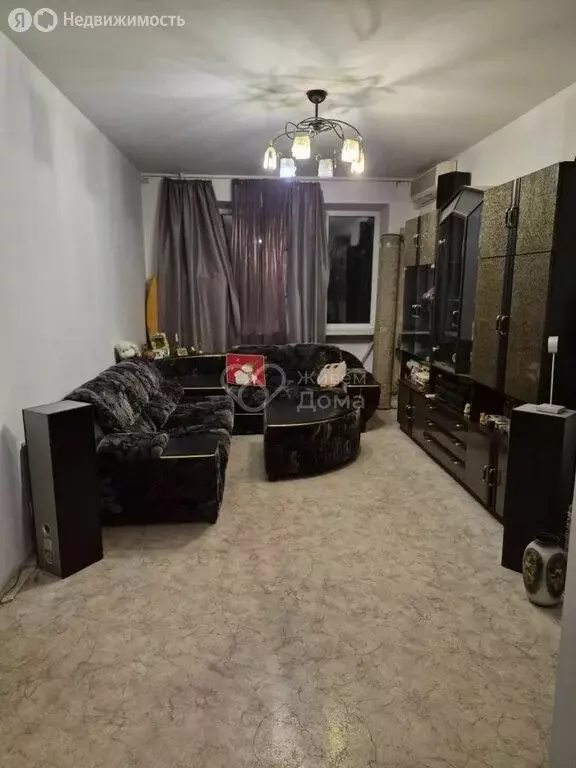 3-комнатная квартира: Волгоград, улица Елисеева, 8 (62.2 м) - Фото 2