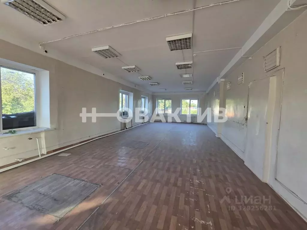 Офис в Новосибирская область, Искитим Центральная ул., 15 (600 м) - Фото 1