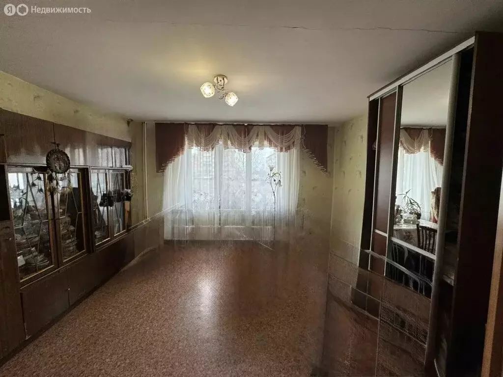 1-комнатная квартира: Калтан, улица Дзержинского, 61 (39.8 м) - Фото 1