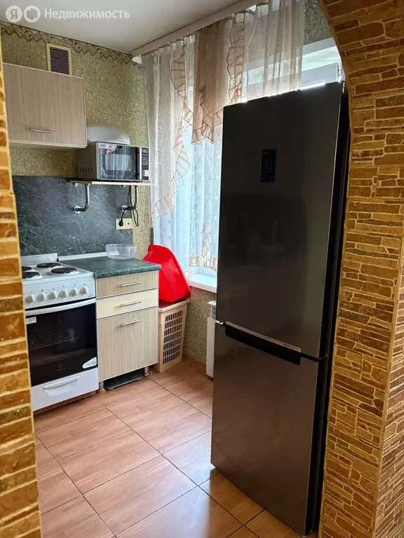 2-комнатная квартира: Кемерово, улица Сарыгина, 11 (44 м) - Фото 2