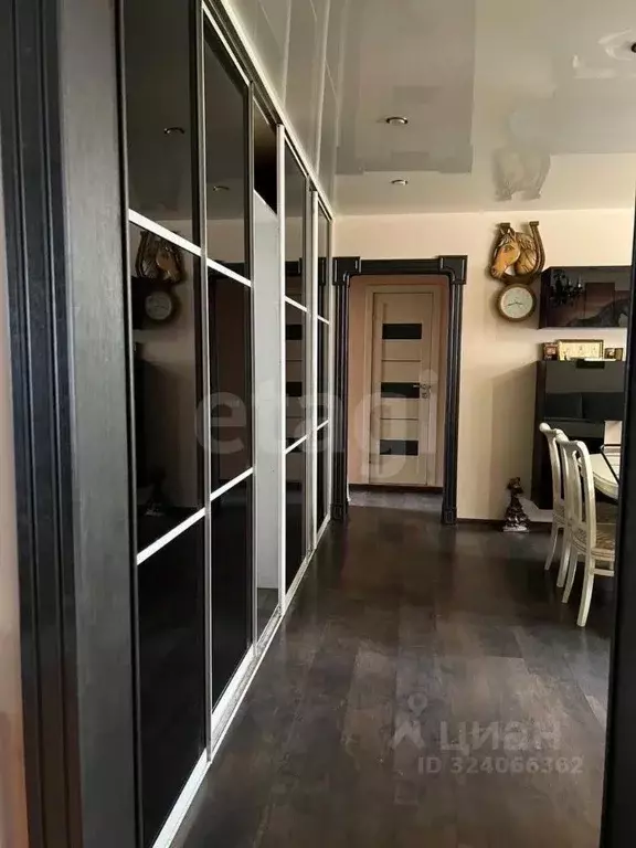 4-к кв. Красноярский край, Красноярск ул. Молокова, 17 (80.4 м) - Фото 1