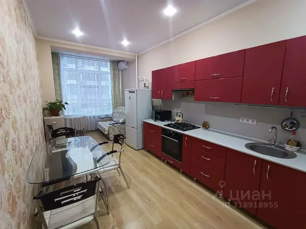 1-к кв. Краснодарский край, Геленджик Крымская ул., 19к2 (48.0 м) - Фото 0