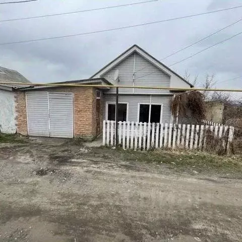 Дом в Чувашия, Алатырь Железнодорожная ул., 113 (67 м) - Фото 0