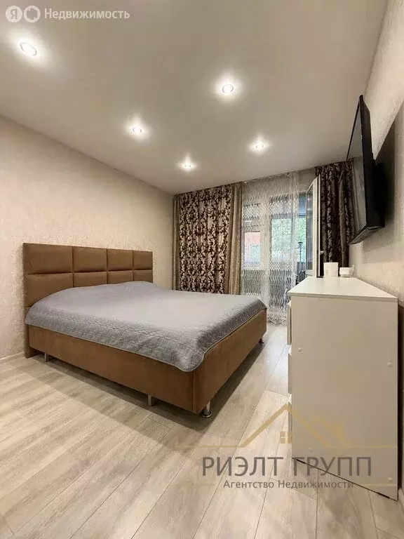 3-комнатная квартира: Казань, Чистопольская улица, 19 (65.3 м) - Фото 1