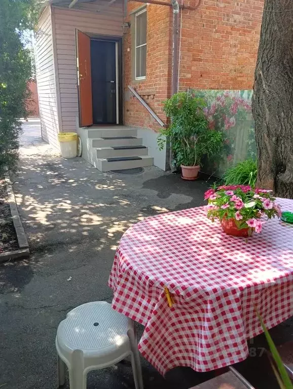 Дом в Ростовская область, Ростов-на-Дону ул. Гастелло, 18 (60 м) - Фото 1