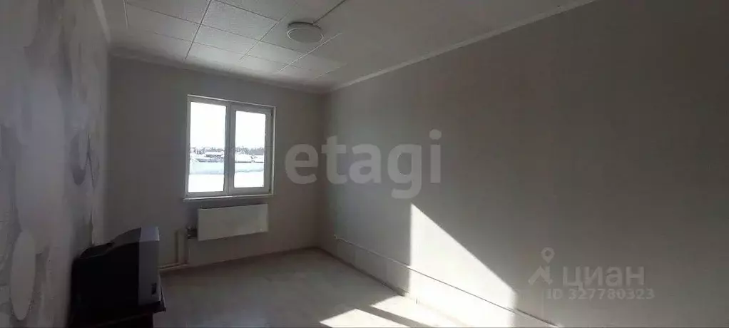 1-к кв. Калужская область, Малоярославецкий муниципальный округ, с. ... - Фото 2