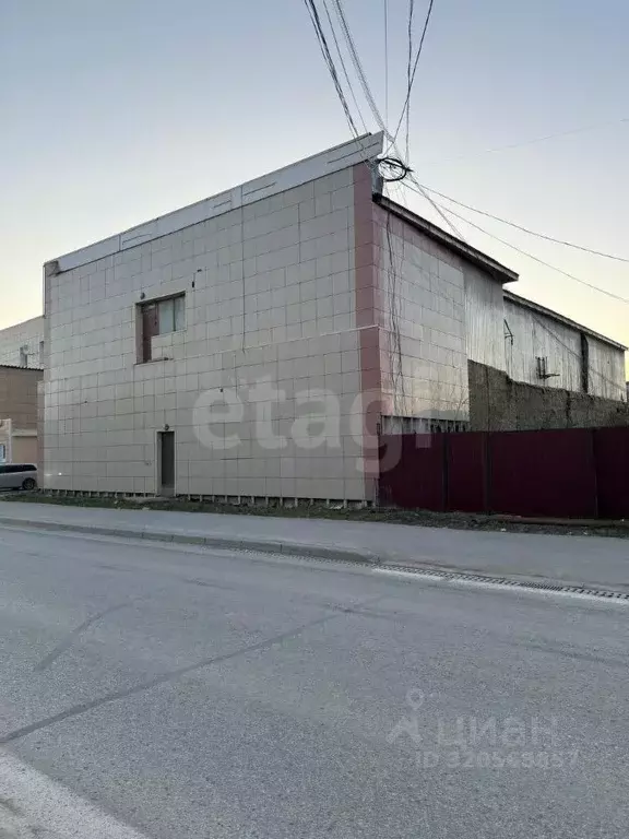 Торговая площадь в Саха (Якутия), Якутск ул. Труда, 2А (983 м) - Фото 1