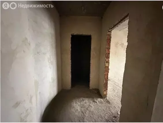 2-комнатная квартира: Махачкала, улица Ирчи Казака, 9Б (71.2 м) - Фото 2