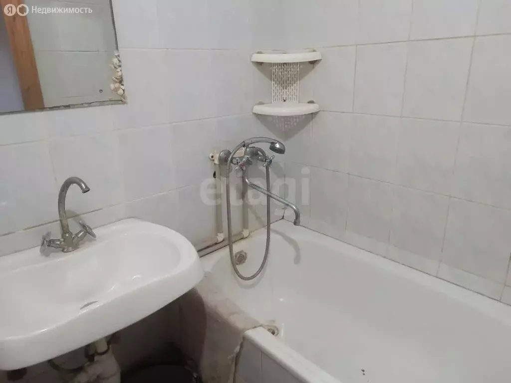 1-комнатная квартира: Батайск, улица Воровского, 7 (31.9 м) - Фото 1