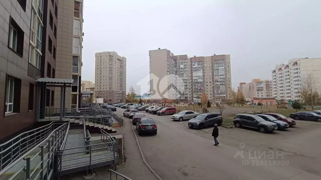 1-к кв. Кемеровская область, Кемерово просп. Шахтеров, 60А (30.0 м) - Фото 2