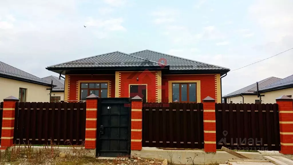 Дом в Ставропольский край, Ессентуки ул. Рябиновая, 11 (106 м) - Фото 1