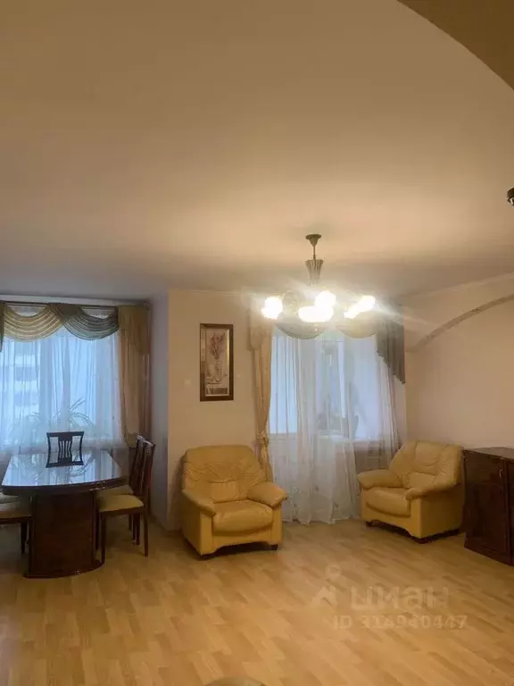 3-к кв. Самарская область, Самара просп. Карла Маркса, 39 (84.0 м) - Фото 0