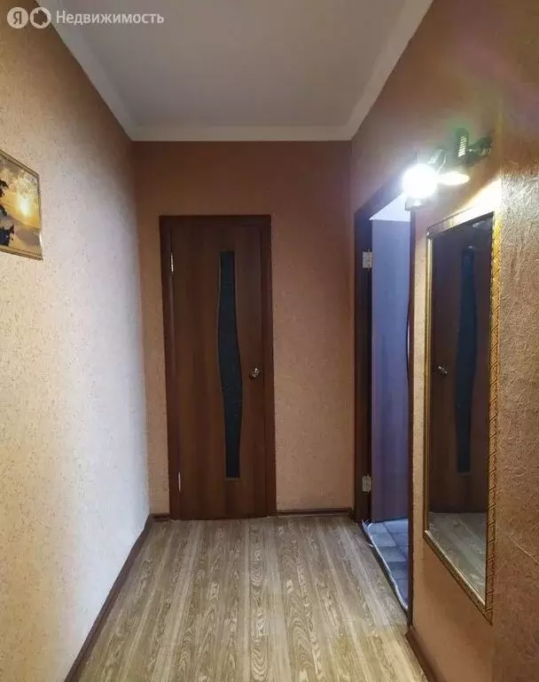 1-комнатная квартира: Омск, улица Крупской, 6 (45 м) - Фото 0