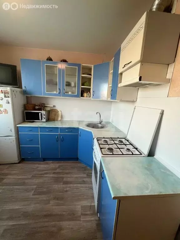 3-комнатная квартира: Усинск, Пионерская улица, 9 (67.7 м) - Фото 1