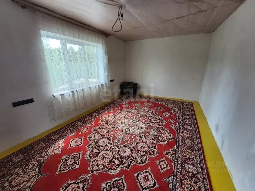 Дом в Свердловская область, Нижний Тагил Рудник имени 3-го ... - Фото 1