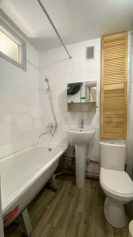 1-к. квартира, 31 м, 5/5 эт. - Фото 0