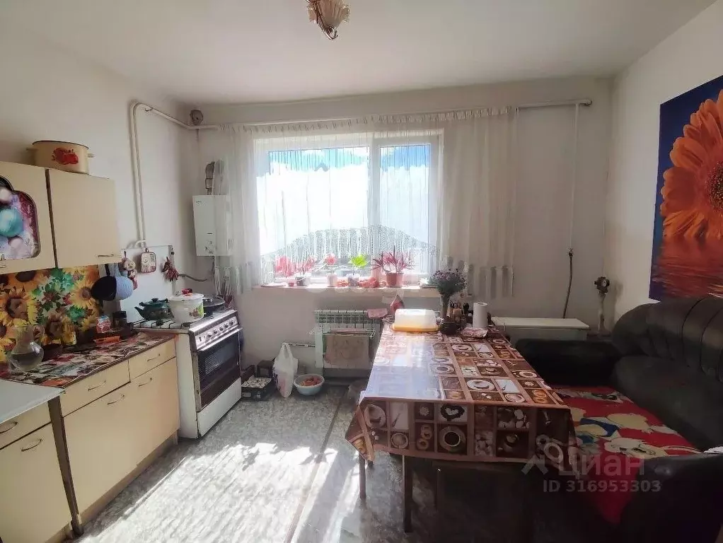 Дом в Белгородская область, Шебекино ул. 50 лет Победы, 20 (130 м) - Фото 0