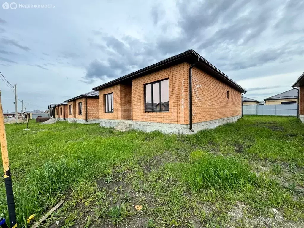 Дом в Михайловск, улица Владимира Корнилова (130 м) - Фото 1