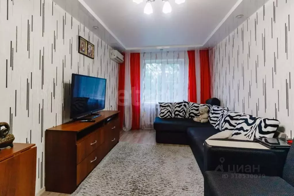 2-к кв. Хабаровский край, Комсомольск-на-Амуре Дружба мкр, 23 (48.7 м) - Фото 0