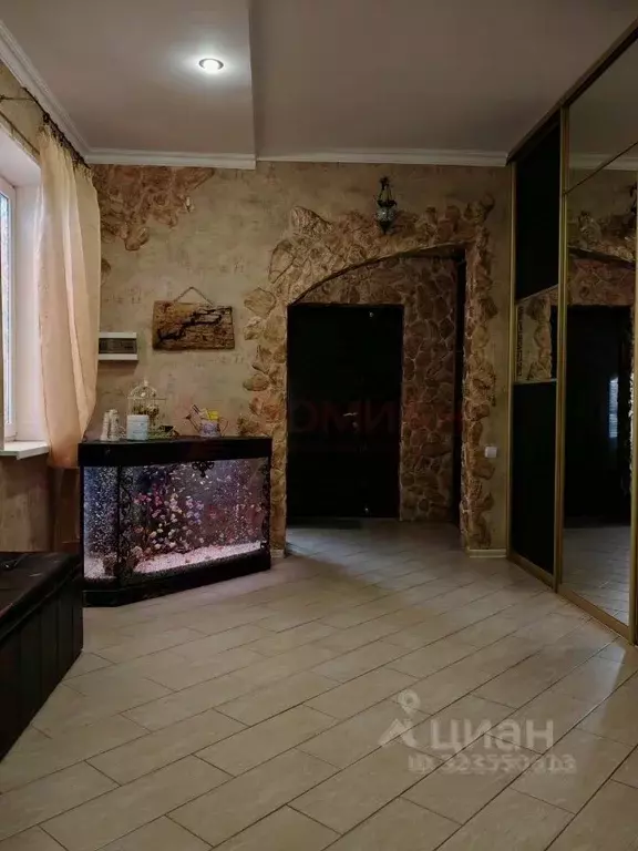 Дом в Ростовская область, Волгодонск Главная ул., 1А (235 м) - Фото 1