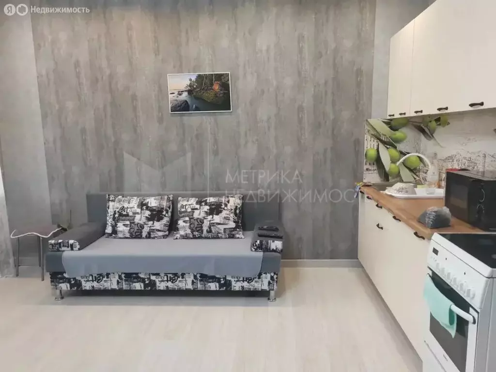 Квартира-студия: Тюмень, улица Беляева, 33к2 (28.3 м) - Фото 2