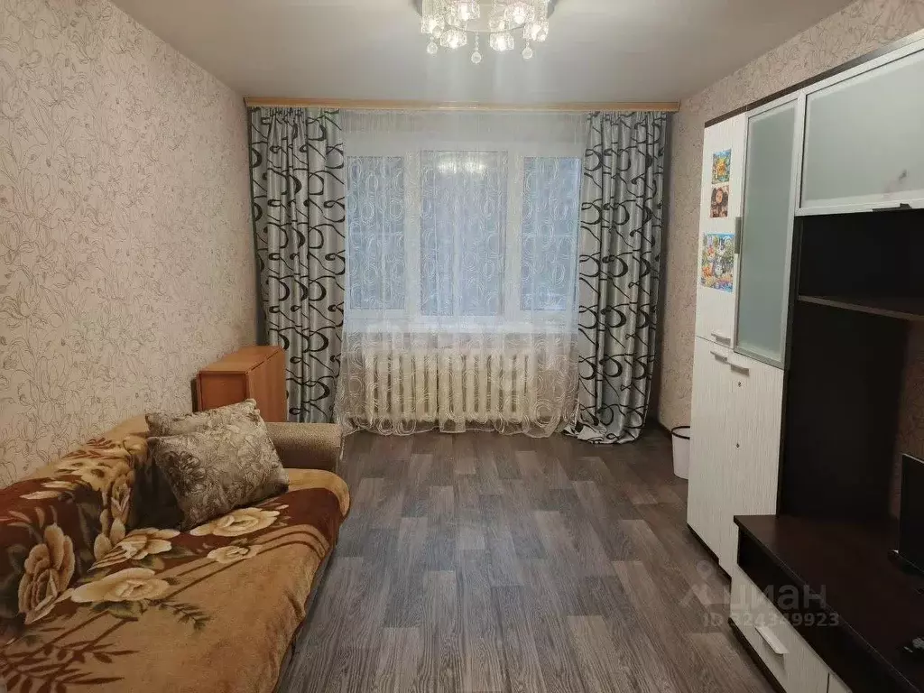 2-к кв. Ленинградская область, Кириши Молодежный бул., 1 (51.7 м) - Фото 1