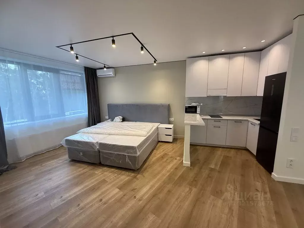 Студия Нижегородская область, Нижний Новгород ул. Родионова, 136Б ... - Фото 1