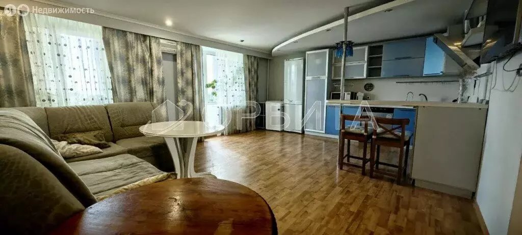 2-комнатная квартира: Тюмень, Харьковская улица, 59к3 (71.1 м) - Фото 1