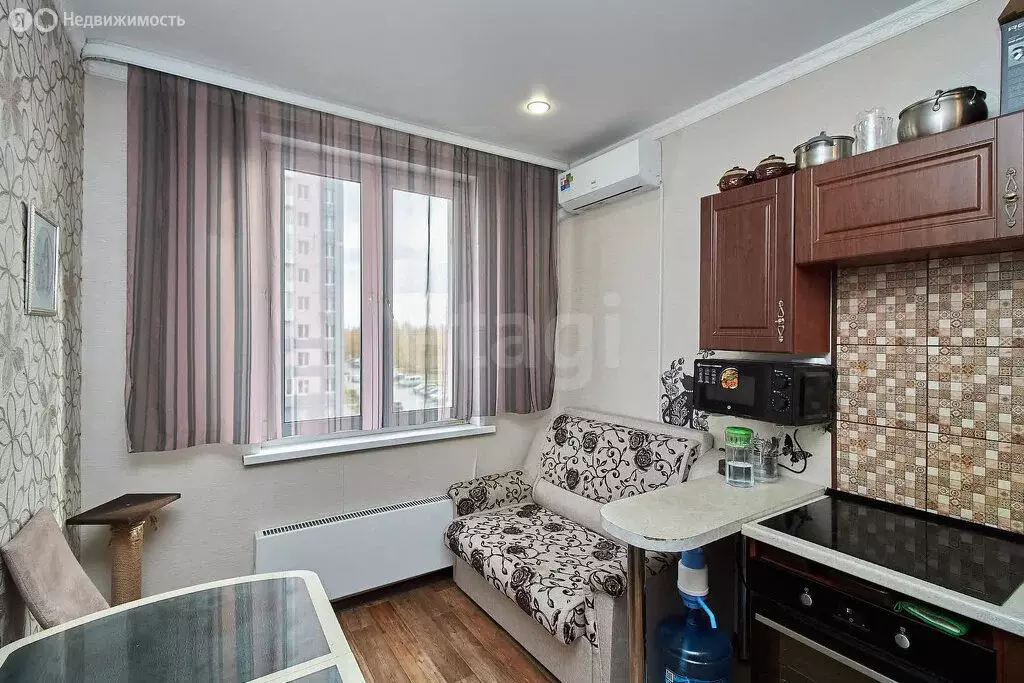 1-комнатная квартира: Тюмень, микрорайон Антипино, Беловежская улица, ... - Фото 1