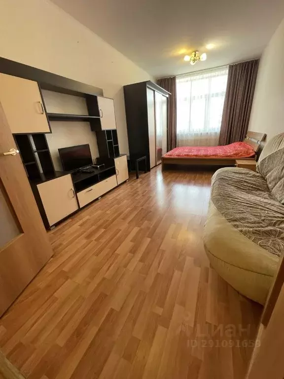 1-к кв. Свердловская область, Екатеринбург ул. 8 Марта, 188 (45.5 м) - Фото 1