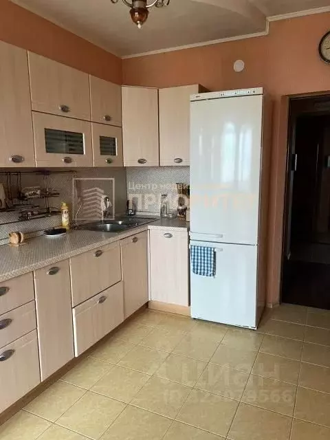 2-к кв. Саха (Якутия), Якутск ул. Пирогова, 1 (60.2 м) - Фото 1