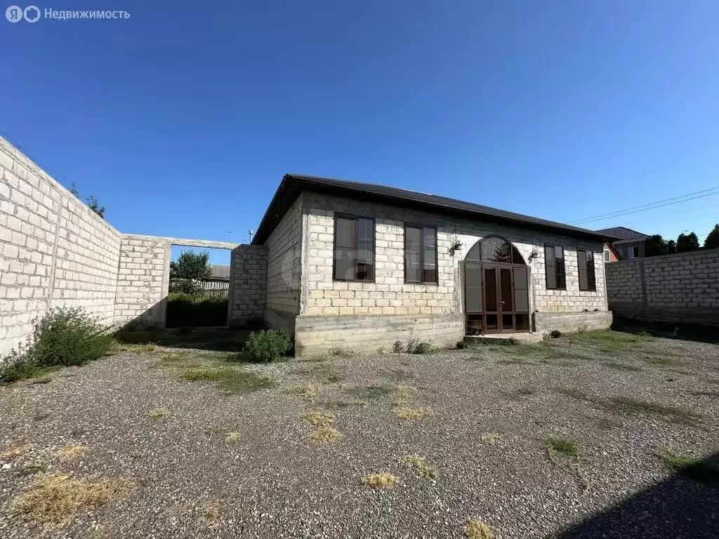 Дом в Назрань, улица Цороева (130 м) - Фото 1
