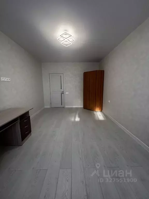 3-к кв. Волгоградская область, Волгоград ул. Имени Ивана Морозова, 2 ... - Фото 2