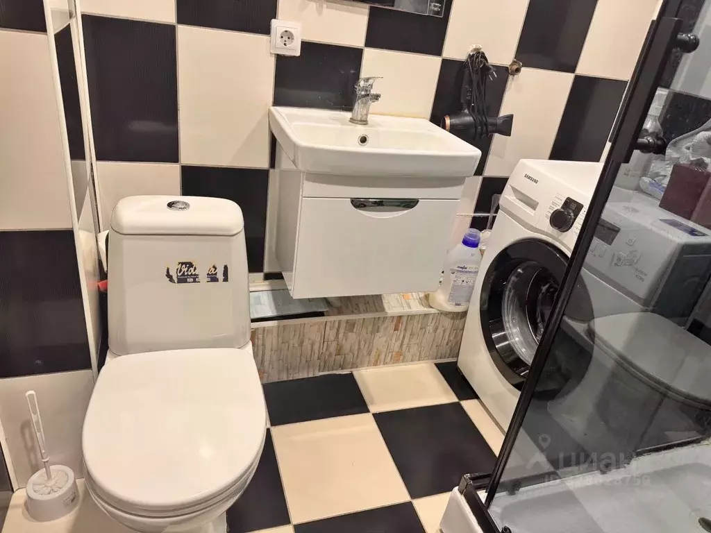 1-к кв. Калининградская область, Калининград ул. Дзержинского (33.6 м) - Фото 2