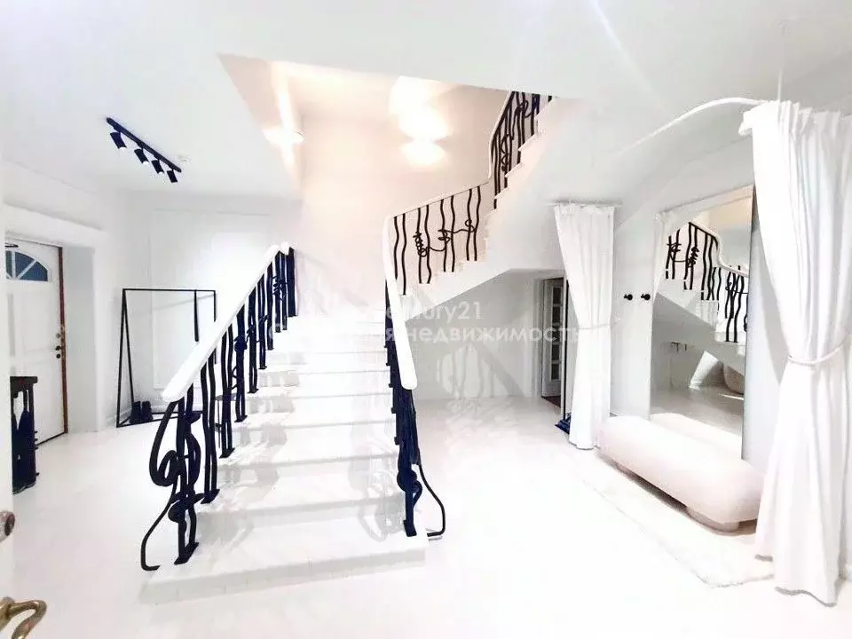 Дом в Москва Большая Татарская ул., 30С2 (540 м) - Фото 2