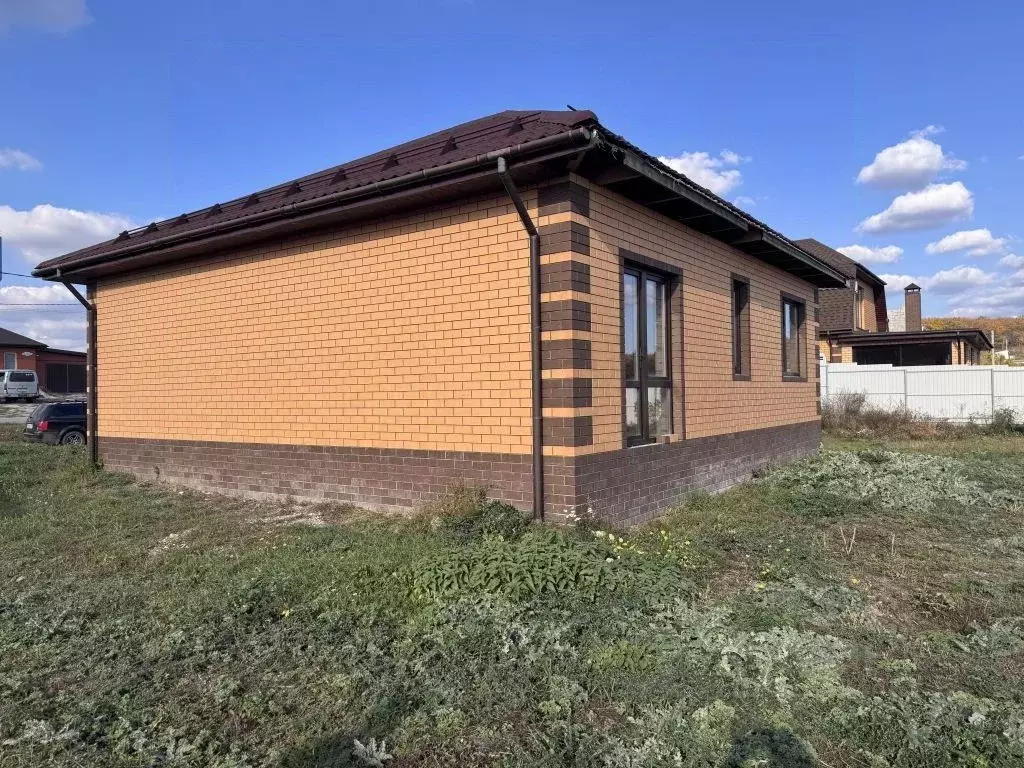 Дом в Белгородская область, Валуйки ул. 60-летия Белгородской области ... - Фото 2