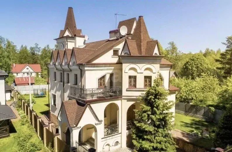 Дом в Санкт-Петербург пос. Песочный, Школьная ул., 74 (380 м) - Фото 1