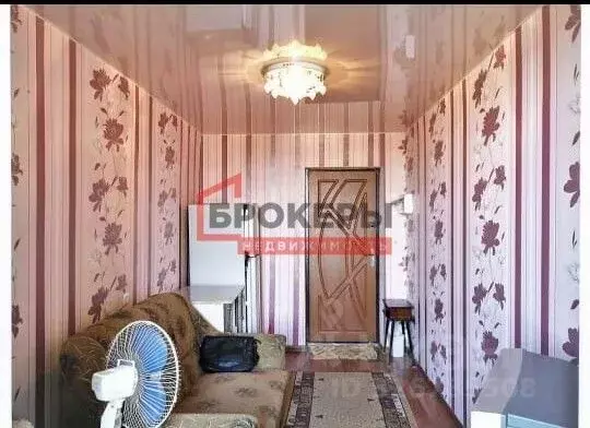 Комната Севастополь ул. Маршала Крылова, 8 (9.2 м) - Фото 1