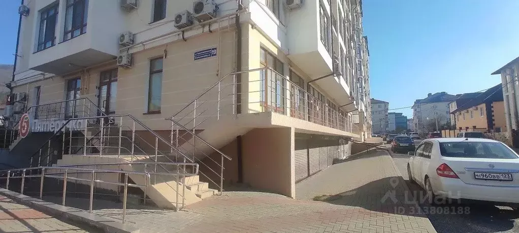 Офис в Краснодарский край, Геленджик ул. Прасковеевская, 19 (144 м) - Фото 0