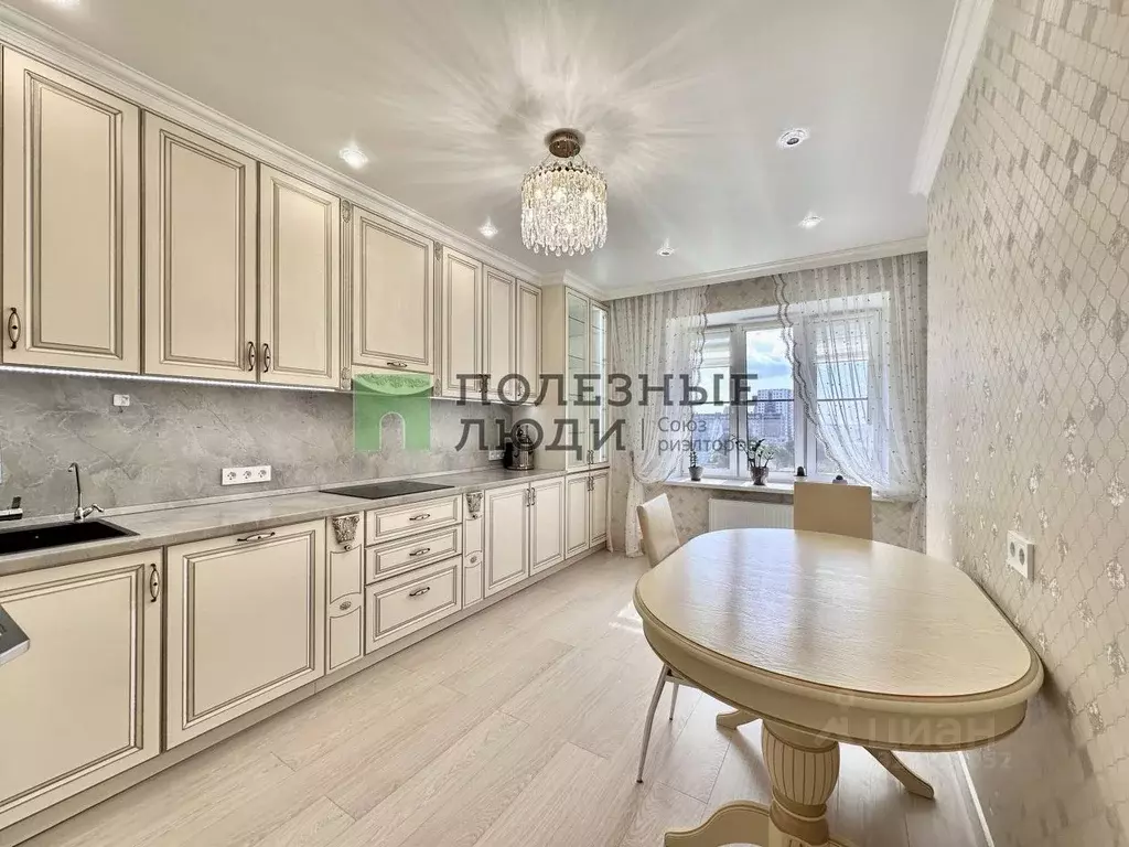 3-к кв. Курганская область, Курган ул. Пушкина, 9 (93.1 м) - Фото 1